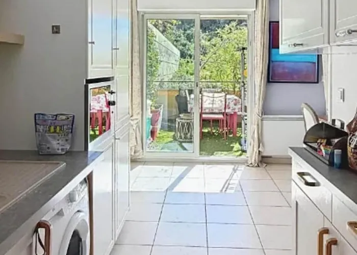 דירה De Standing Climatise Dans Securisee *